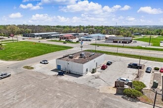 1430-1450 E Army Post Rd, Des Moines, IA à louer Photo intérieure- Image 2 de 12