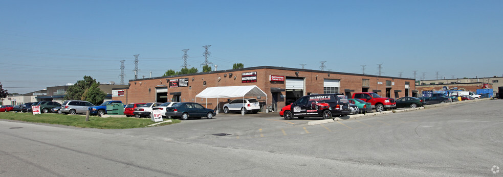 933 Dillingham Rd, Pickering, ON for lease - Primary Photo - Image 1 of 3