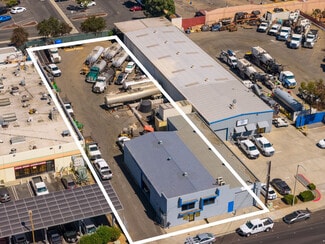 Plus de détails pour 710 Rock Springs Rd, Escondido, CA - Local d'activités à louer