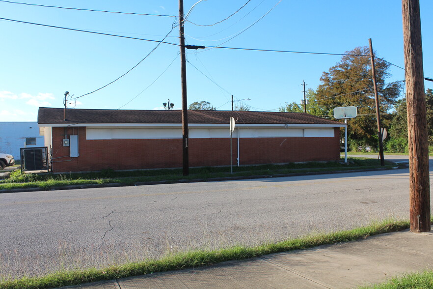 6626 Capitol St, Houston, TX à vendre - Photo du bâtiment - Image 2 de 8