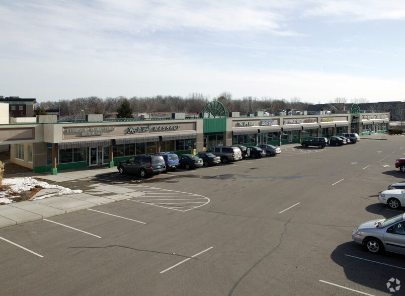 3420-3450 Denmark Ave, Saint Paul, MN for lease - Building Photo - Image 2 of 13