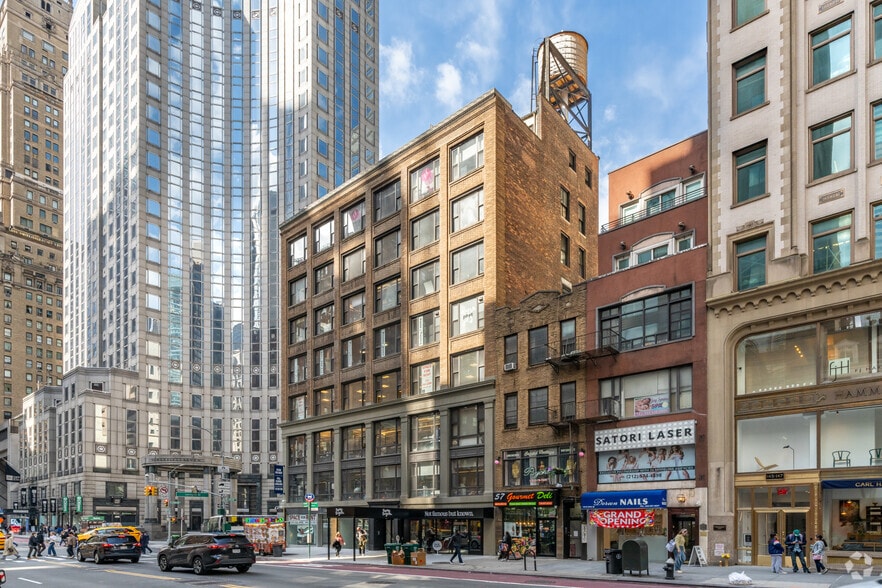 139 E 57th St, New York, NY for lease - Building Photo - Image 3 of 12