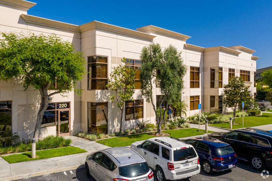 1 Peters Canyon Rd, Irvine, CA for lease - Building Photo - Image 3 of 6