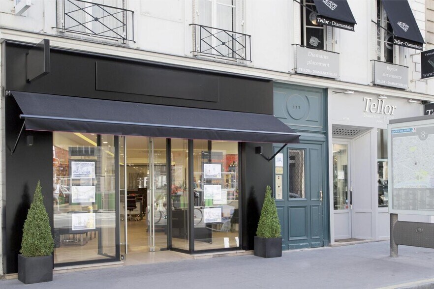 Retail in Paris for lease - Building Photo - Image 1 of 7