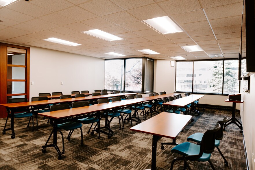 115 S 84th St, Milwaukee, WI à louer - Photo intérieure - Image 3 de 17