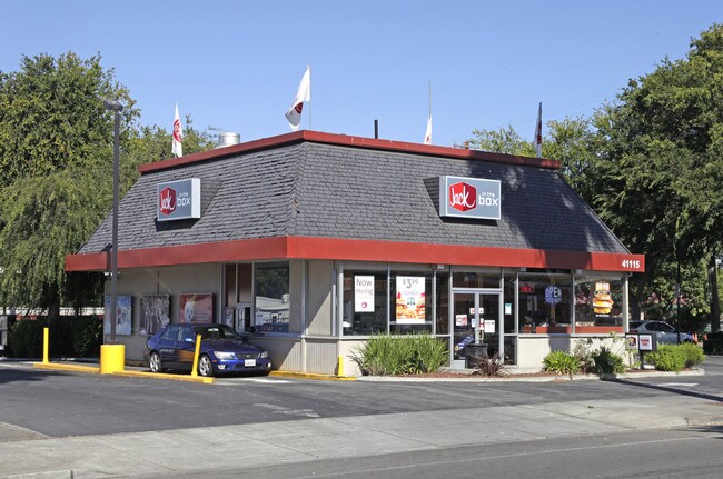 Plus de détails pour 41115 Fremont Blvd, Fremont, CA - Commerce de détail à vendre