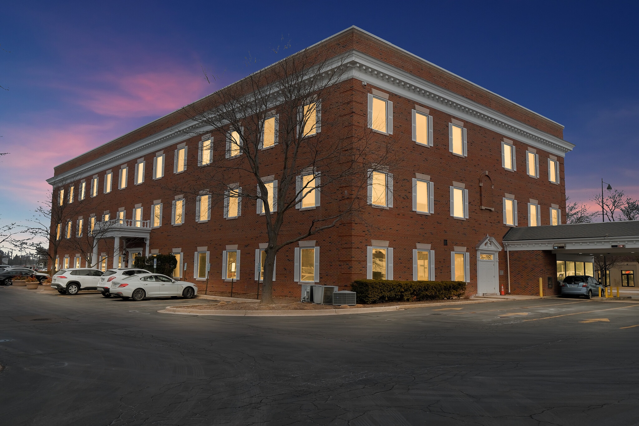 8930 Waukegan Rd, Morton Grove, IL for lease Primary Photo- Image 1 of 16