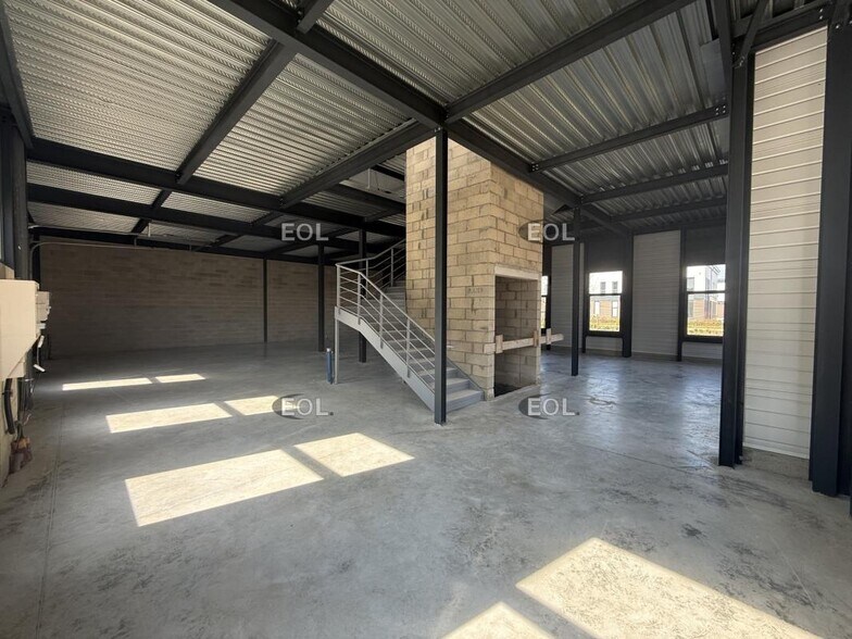 Flex in Serris for sale - Interior Photo - Image 3 of 12