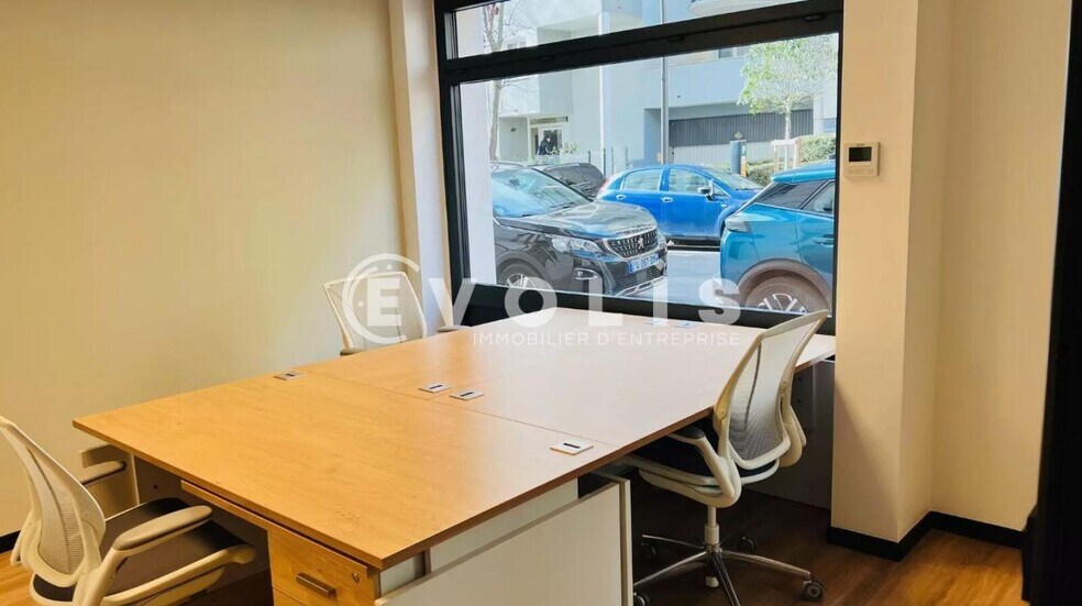 Bureau dans Montrouge à louer - Photo intérieure - Image 2 de 4