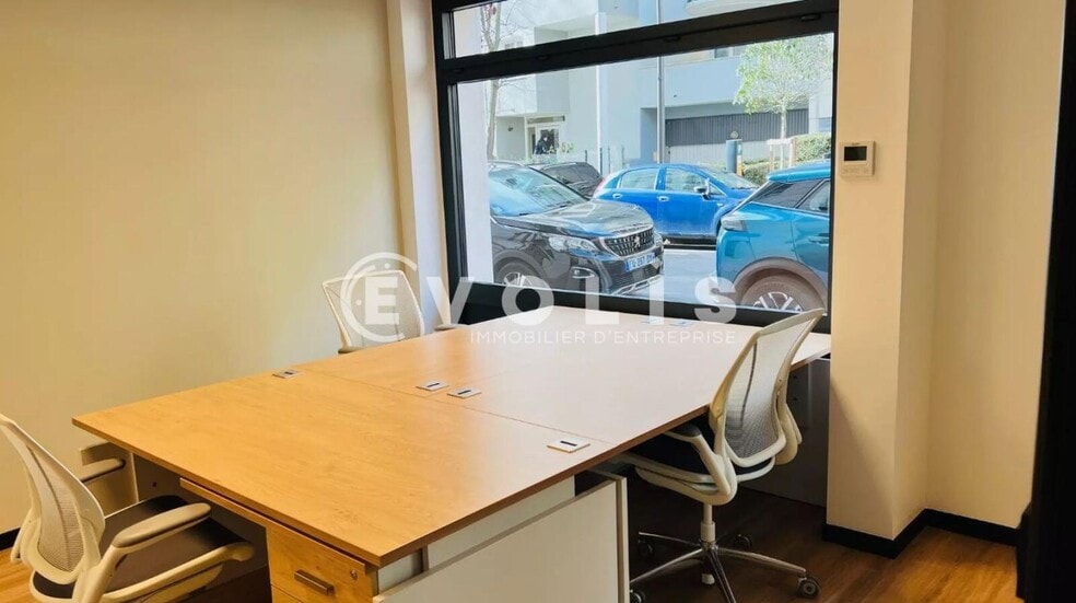 Bureau dans Montrouge à louer - Photo intérieure - Image 2 de 4