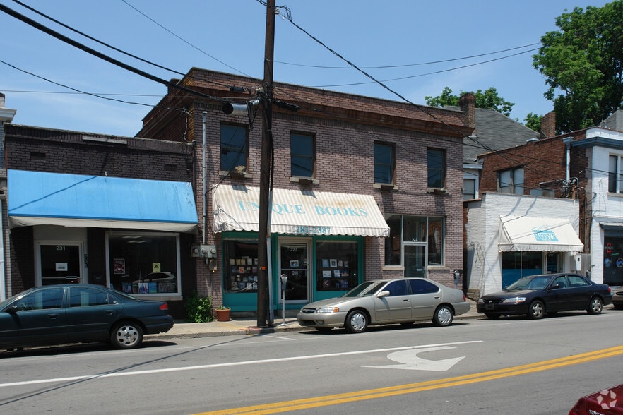 219 Woodland Ave, Lexington, KY for sale - Building Photo - Image 2 of 2