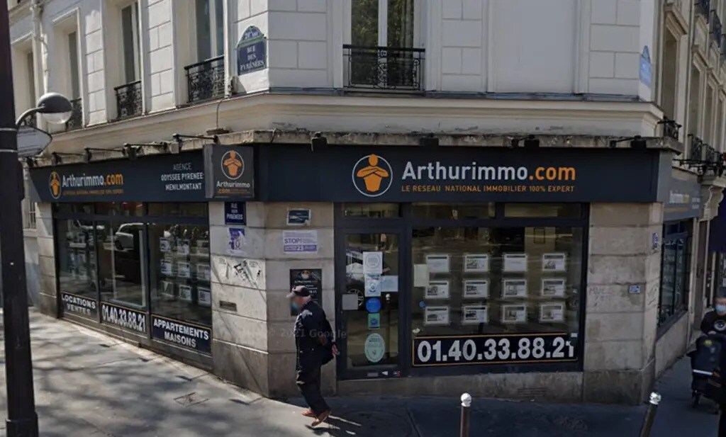 Retail in Paris for lease Building Photo- Image 1 of 3