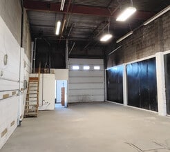 2824 58th Ave SE, Calgary, AB for lease Interior Photo- Image 2 of 4