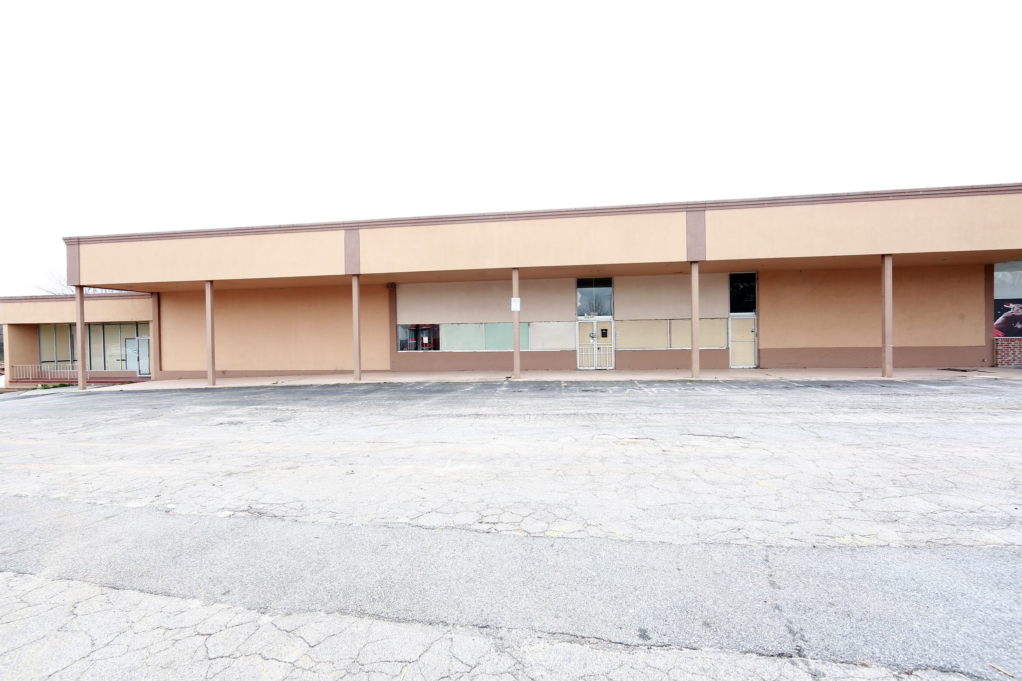 2585-2587 Gresham Rd SE, Atlanta, GA for sale Building Photo- Image 1 of 1