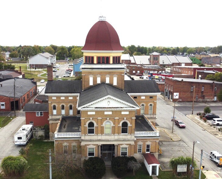 1601 Main St, Elwood, IN à vendre - Photo du bâtiment - Image 1 de 8