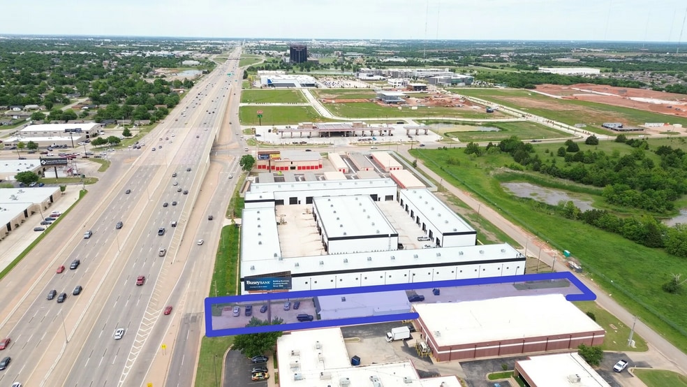 7624 N Broadway Ext, Oklahoma City, OK for sale - Aerial - Image 3 of 7