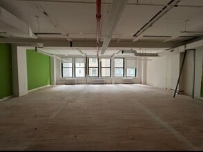 6 E 39th St, New York, NY à louer Photo intérieure- Image 1 de 3