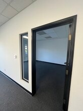 406 Amapola Ave, Torrance, CA à louer Photo intérieure- Image 1 de 13