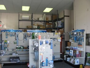 4371 N Dixie Hwy, Pompano Beach, FL à louer Photo intérieure- Image 2 de 5
