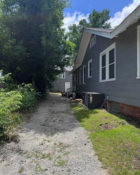 4017 Ensor Ave, Columbia, SC à vendre - Photo du bâtiment - Image 3 de 11