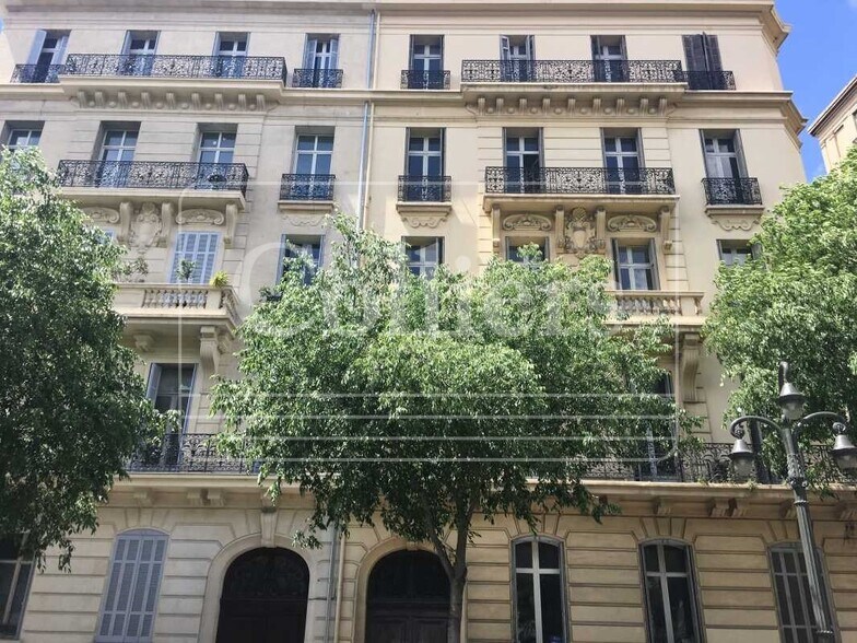 29 Boulevard D'Athenes, Marseille à louer - Photo du bâtiment - Image 2 de 7