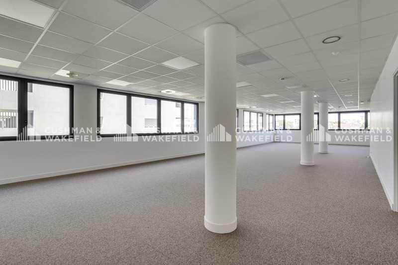 7 Rue Du Devoir, Marseille for lease - Building Photo - Image 3 of 14