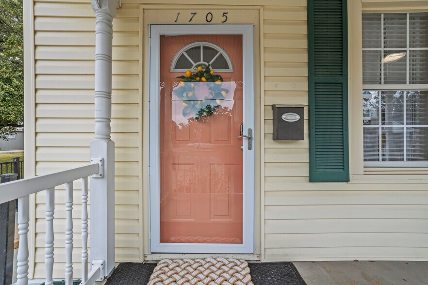 1705 Government St, Ocean Springs, MS à vendre - Photo du bâtiment - Image 3 de 50
