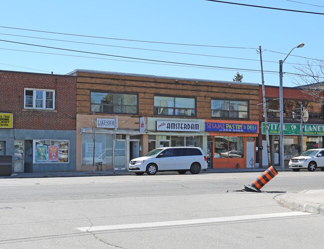 More details for 2775-2783 Lake Shore Blvd W, Toronto, ON - Retail for Lease
