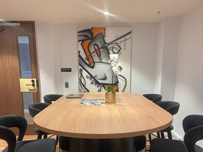 3-5 Hosking Pl, Sydney à louer Photo intérieure- Image 2 de 3