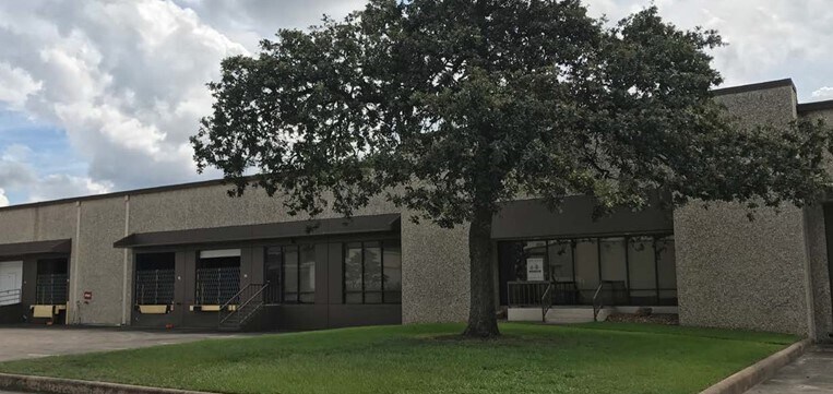552-598 Garden Oaks Blvd, Houston, TX à louer Photo du bâtiment- Image 1 de 3