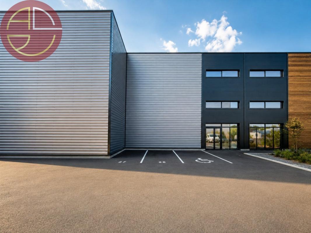 Industrial in Bouloc for sale Building Photo- Image 1 of 9