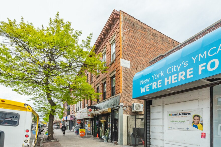 1397 Flatbush Ave, Brooklyn, NY à vendre - Photo du bâtiment - Image 2 de 32