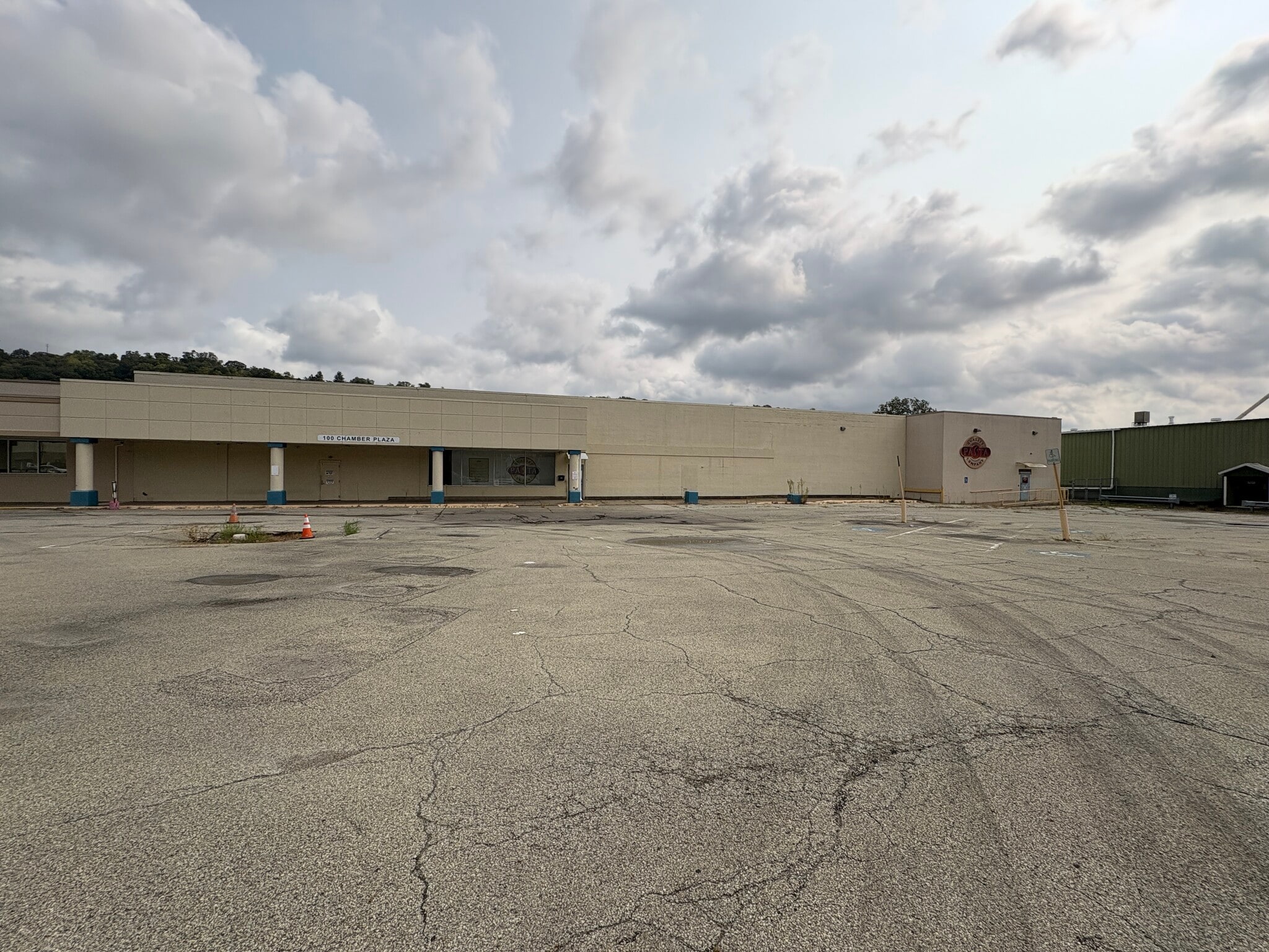 100 Chamber Plz, Charleroi, PA for lease Primary Photo- Image 1 of 12