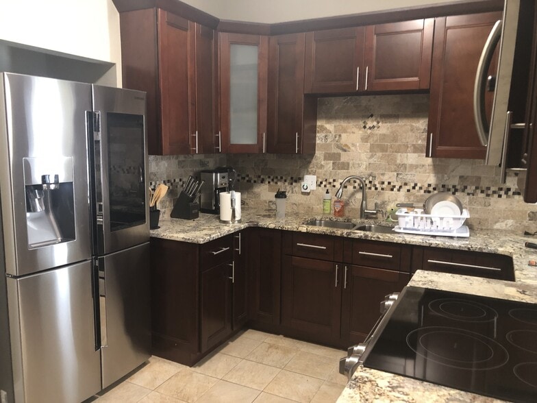 106 W Euclid Ave, Tampa, FL for lease - Interior Photo - Image 3 of 6