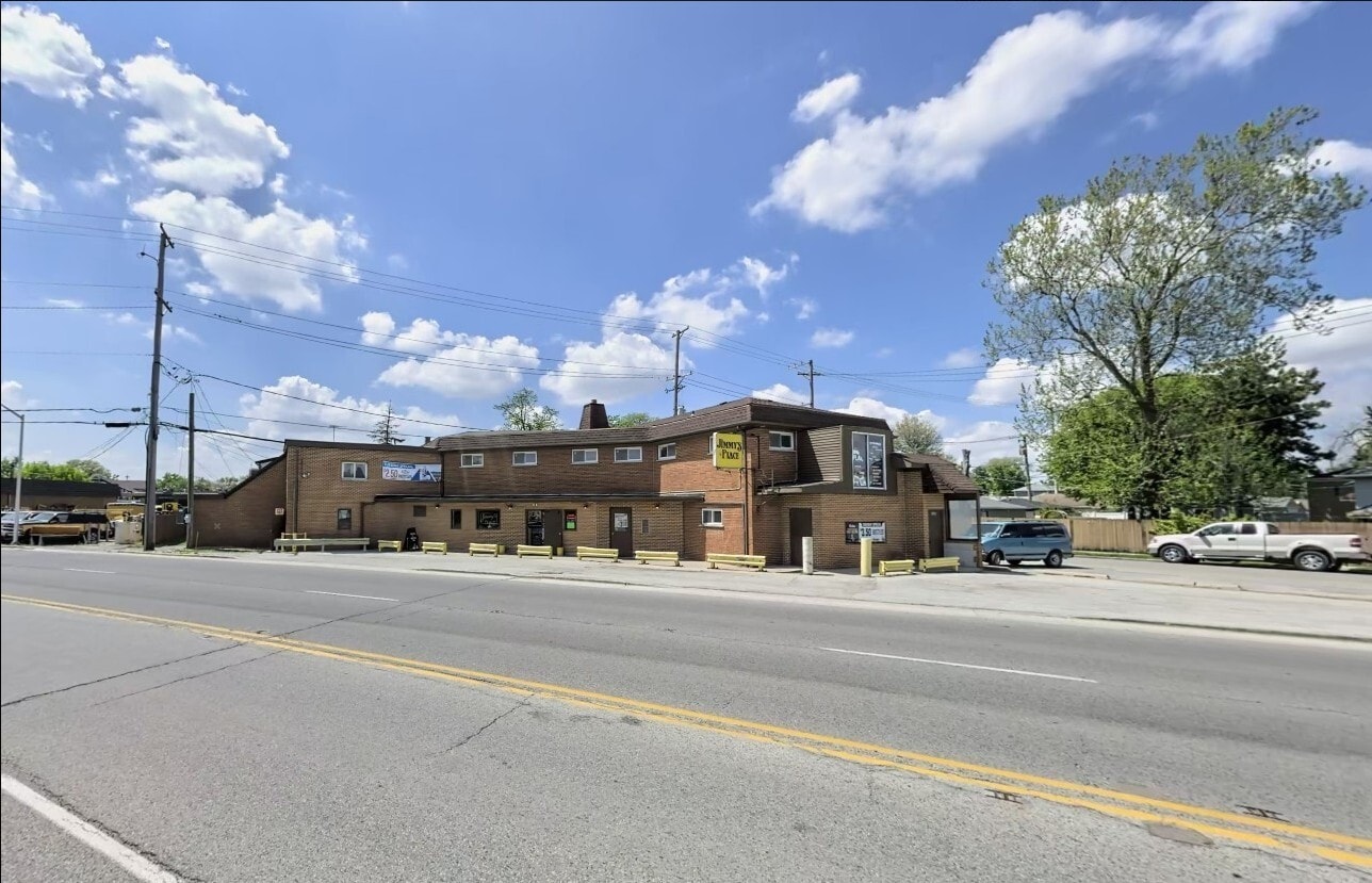 4300 Amelia Ave, Lyons, IL for lease Primary Photo- Image 1 of 4