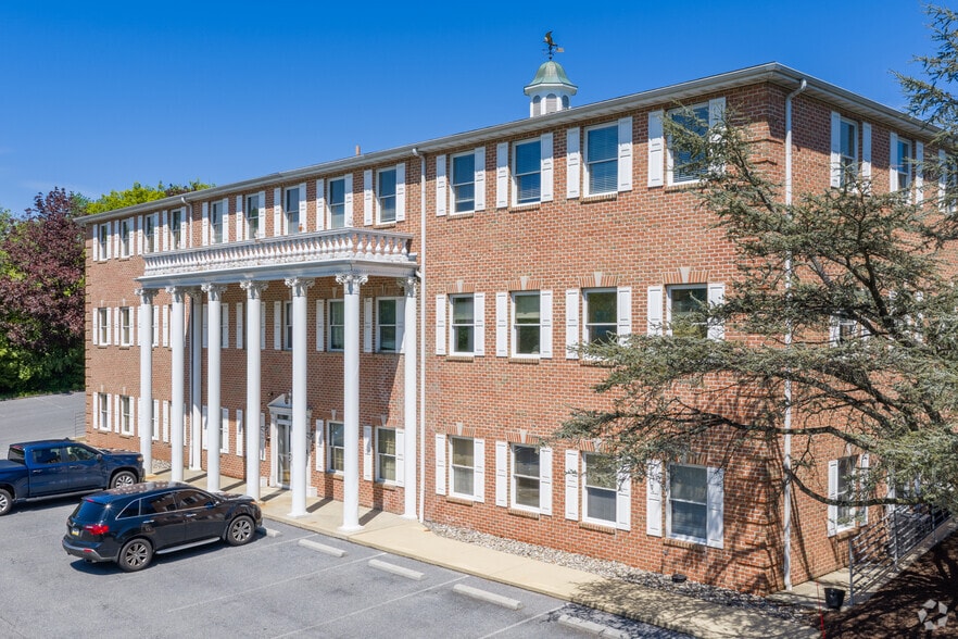 6 Hearthstone Ct, Reading, PA à louer - Photo du bâtiment - Image 3 de 15