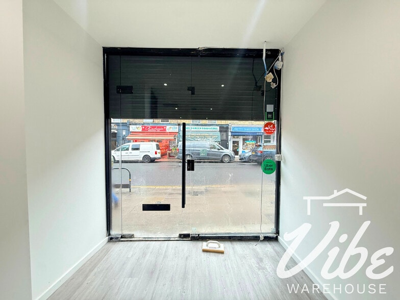 78 Stroud Green Rd, London for lease - Building Photo - Image 2 of 7