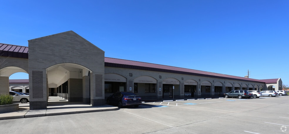 11700-11900 FM 1960 Rd W, Houston, TX à vendre - Photo du bâtiment - Image 2 de 23