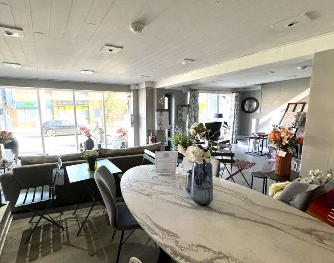 60-62 East St, Horsham à louer Photo intérieure- Image 1 de 4