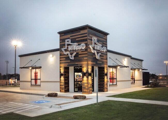 More details for 840 Dolly Parton Pkwy, Sevierville, TN - Retail for Sale