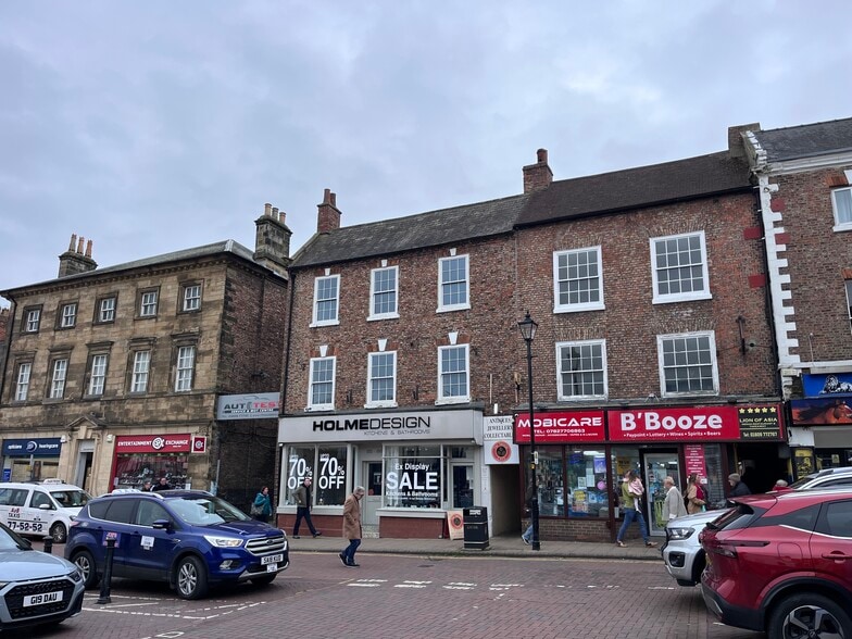 85-86 High St, Northallerton à louer - Photo du bâtiment - Image 1 de 6