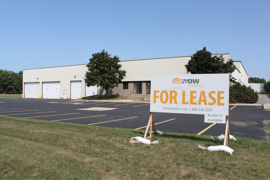 2810 Industrial Dr, Wisconsin Rapids, WI for lease - Building Photo - Image 1 of 10