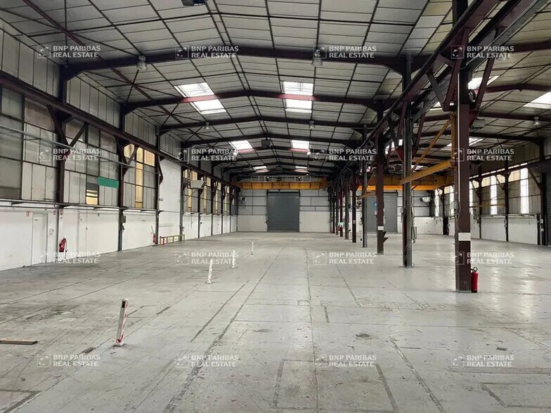 Flex dans Échirolles à louer - Photo du bâtiment - Image 1 de 8