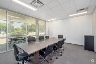 1440 NW Vivion Rd, Kansas City, MO for lease Interior Photo- Image 2 of 14