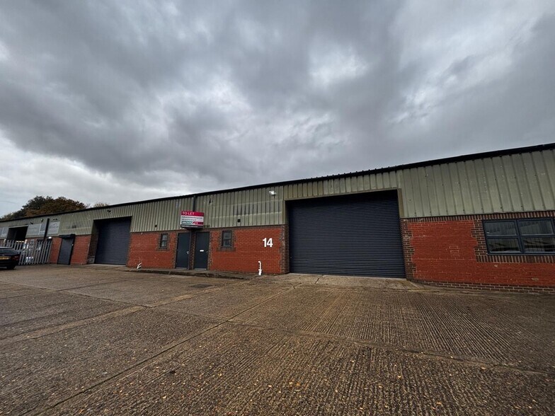 14-18 Page Rd, Norwich à louer - Photo du bâtiment - Image 3 de 6