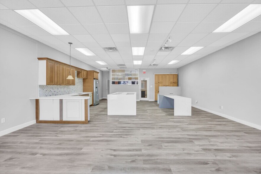 210 State Route 36, West Long Branch, NJ for lease - Building Photo - Image 3 of 20