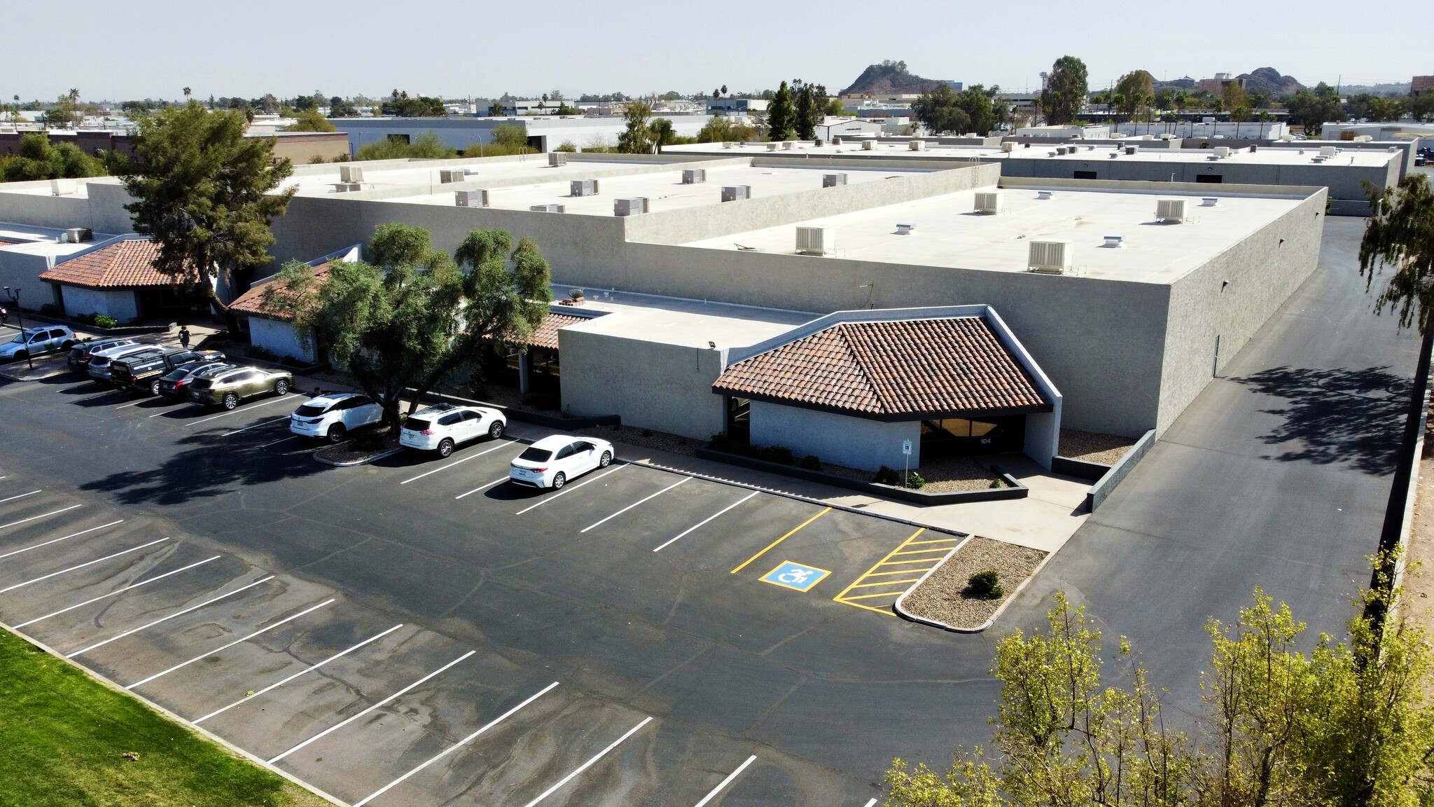 912 S Park Ln, Tempe, AZ for lease Building Photo- Image 1 of 17