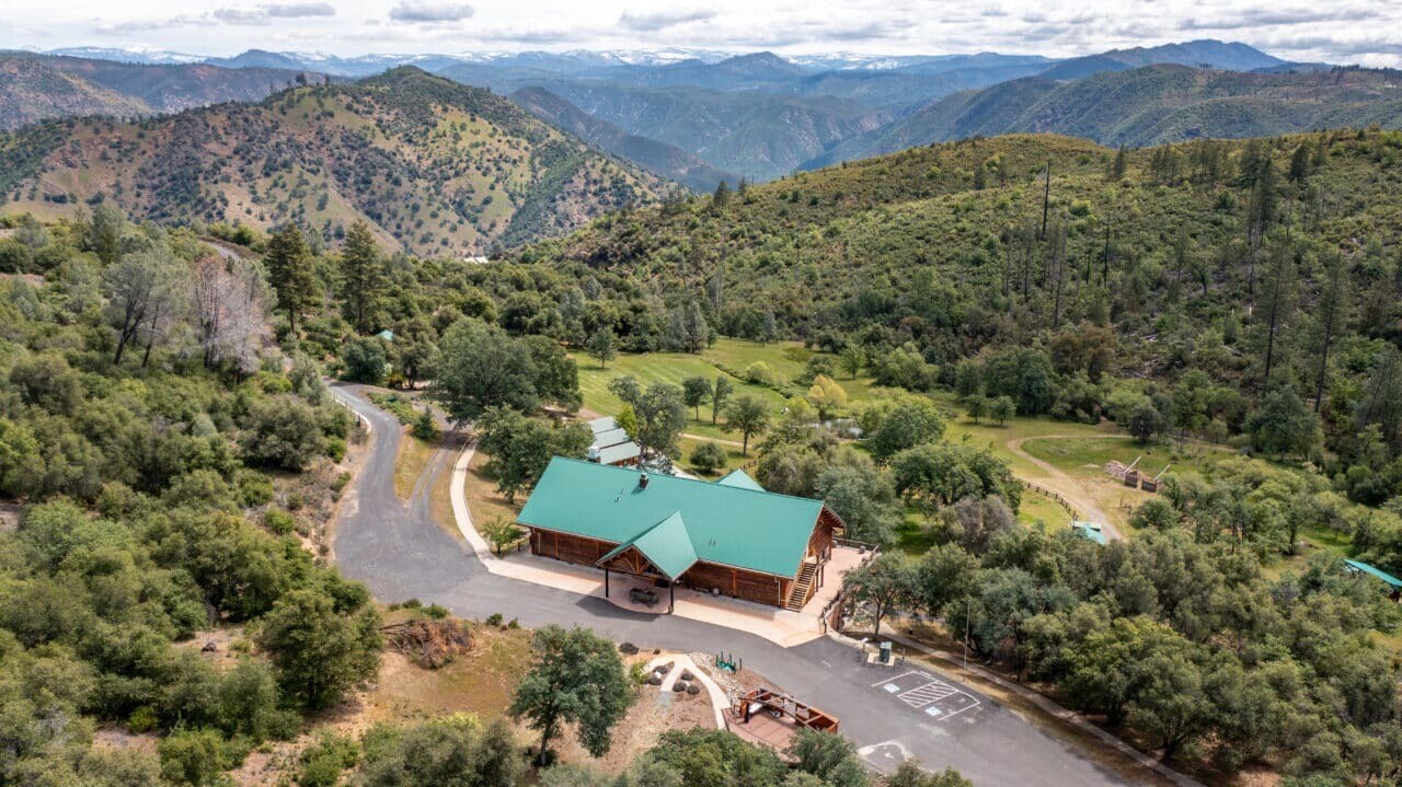 22988 Ferretti Rd, Groveland, CA à vendre Photo principale- Image 1 de 119