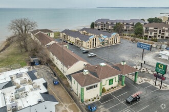 1723 E Perry St, Port Clinton, OH - Aerial  map view - Image1