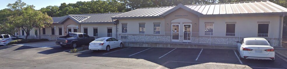 4303 S Bowen Rd, Arlington, TX à louer - Photo du bâtiment - Image 3 de 19